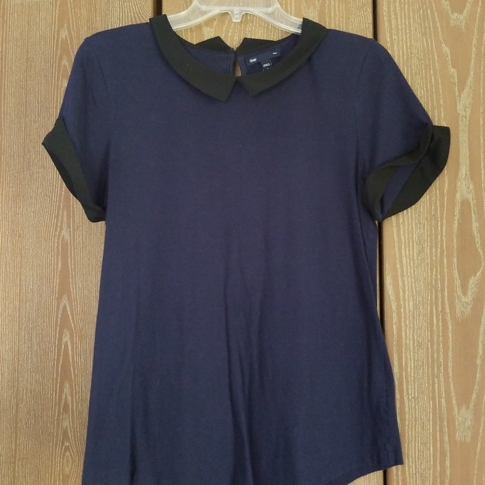 Collared tee